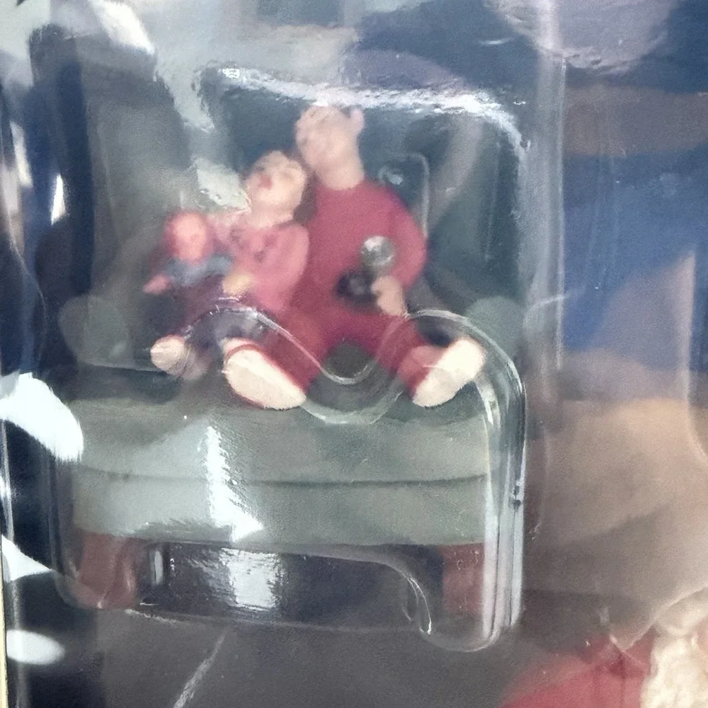 Hallmark 2002 Collector's Club Ornament Santa's Big Night Journal 4 Piece Set‎